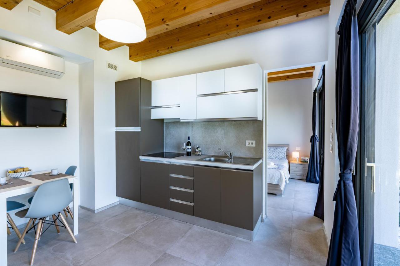 Casa Tina Holiday Home Diano d'Alba Exterior photo
