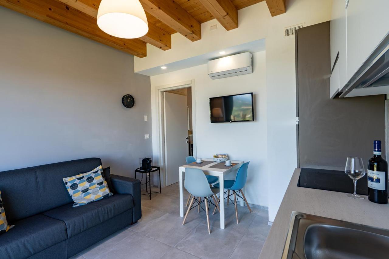 Casa Tina Holiday Home Diano d'Alba Exterior photo